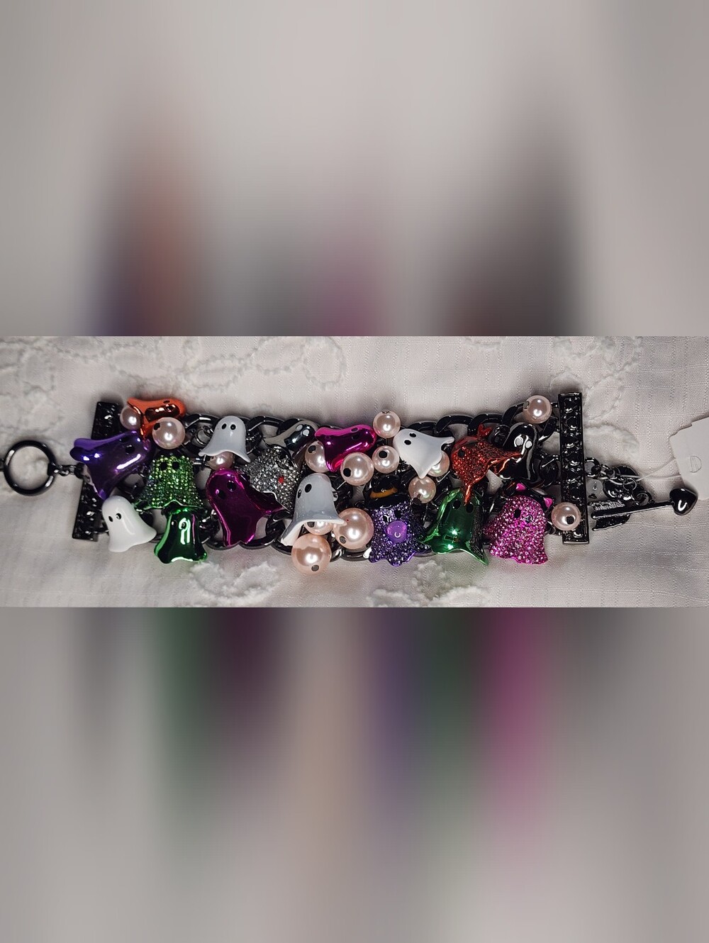 Betsey Johnson Ghosts Charm Toggle Bracelet (NWT) - Picture 3 of 3